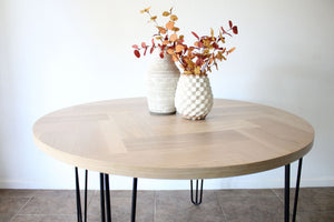 round oak dining table